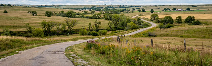 Road Trips from Iola, KS: Exploring Nearby Gems and Hidden Treasures