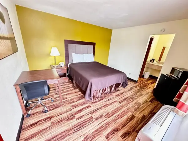 Regency Inn Iola Main image