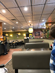 Chinese near Regency Inn Iola